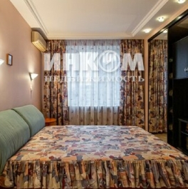 Продажа 3-комн квартиры на вторичном рынке Садовая-Сухаревская улица,  д. 13/15