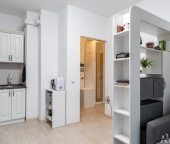 Продать Квартиры вторичка Бугры, Петровский б-р  25 