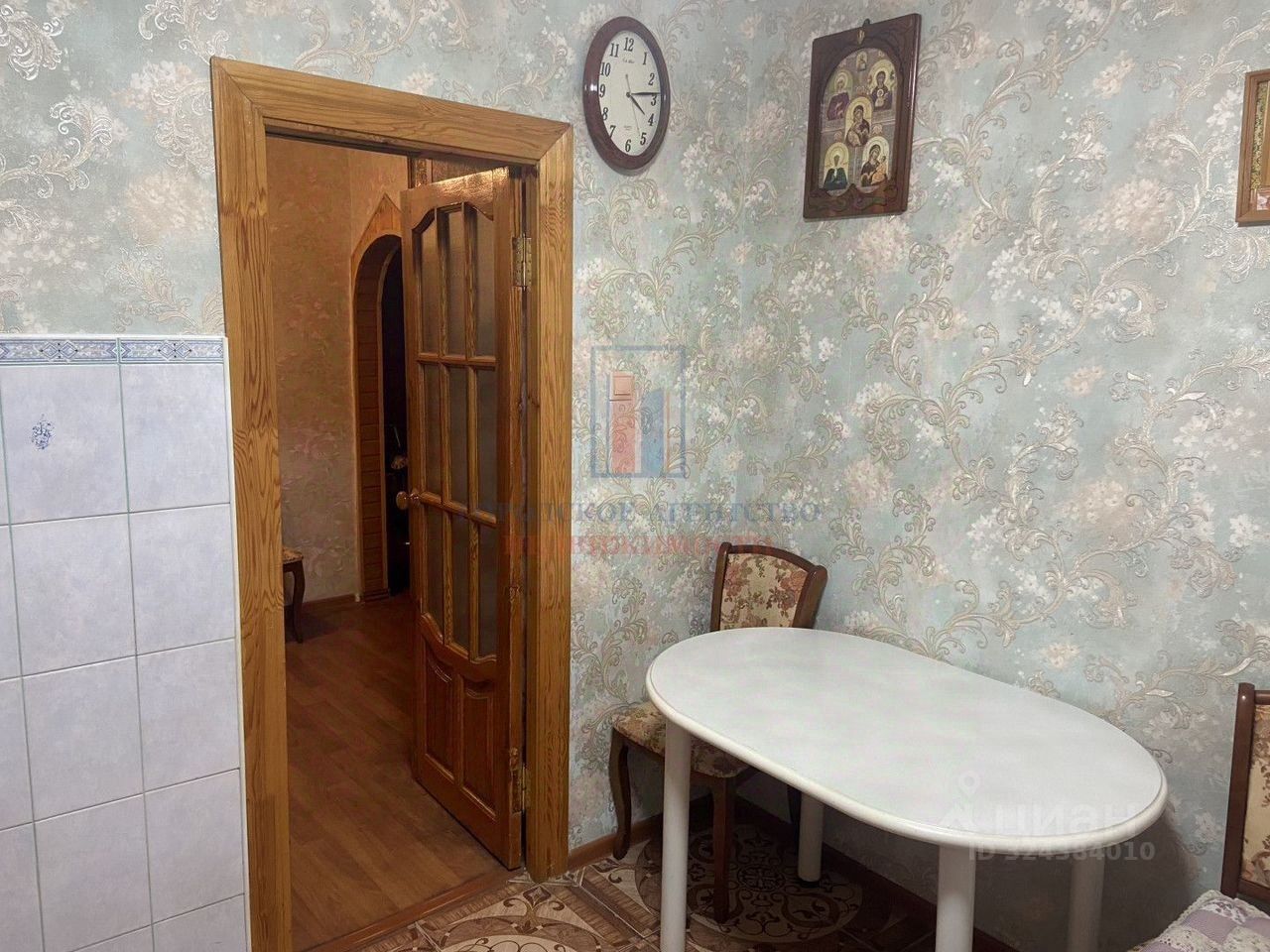 Продажа 2-комн квартиры на вторичном рынке Серпухов, Осенняя улица, 33