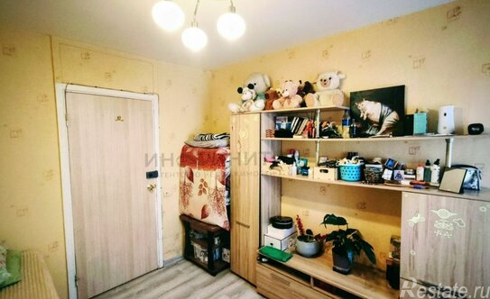 Продажа 2-комн квартиры на вторичном рынке Бирюлёвская улица