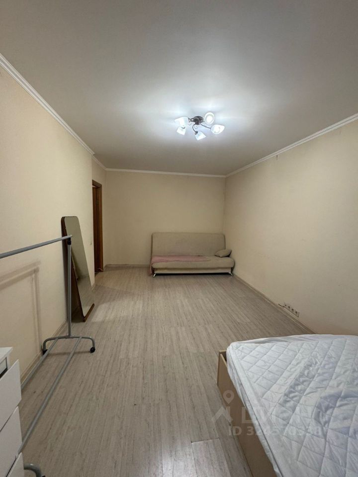 Продажа 1-комн квартиры на вторичном рынке улица 3-я Сокольническая,  д. 1