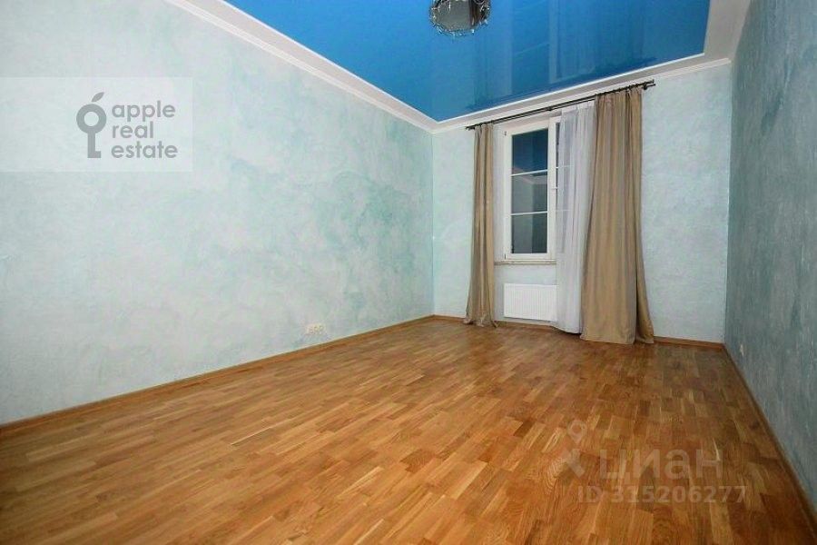 Продажа 5-комн квартиры на вторичном рынке Береговая улица, 4к10