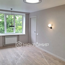 Продажа 2-комн квартиры на вторичном рынке Новоизмайловский проспект,  д. 81