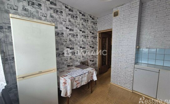 Продажа 1-комн квартиры на вторичном рынке улица Лескова,  д. 28 к1