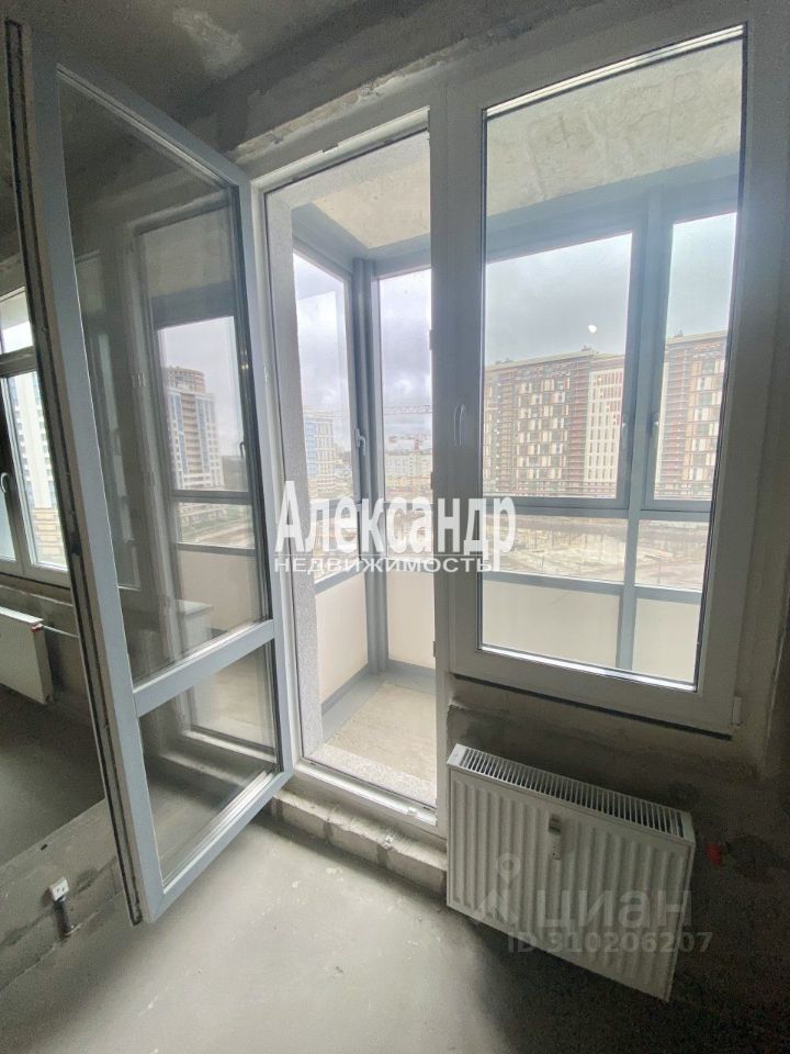 Продажа 2-комн квартиры на вторичном рынке Коломяжский проспект, 13к3