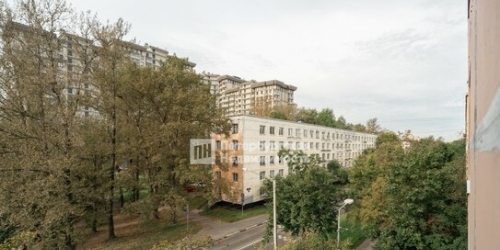 3-комн квартира улица Костюшко,  д. 82