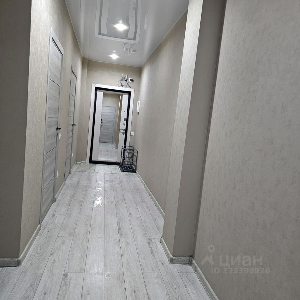 Продажа 3-комн квартиры на вторичном рынке Голубое пгт, проезд Сургутский, 1к3