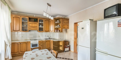 2-комн квартира Старокачаловская улица,  д. 18