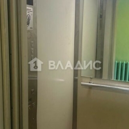 Продажа 2-комн квартиры на вторичном рынке ул Юных Ленинцев,  д. 18,  к. 2