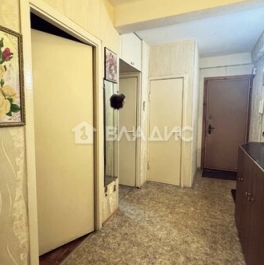 Продажа 3-комн квартиры на вторичном рынке Ириновский пр-кт,  д. 17 к1