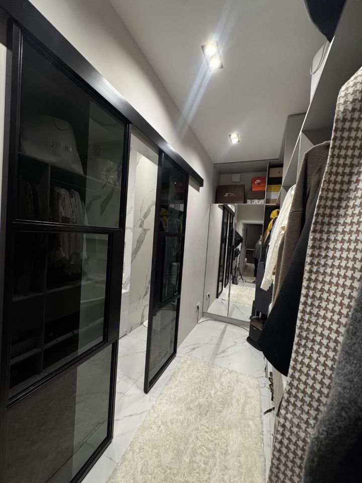 Продажа 2-комн квартиры на вторичном рынке улица Маршала Рыбалко, 2к9