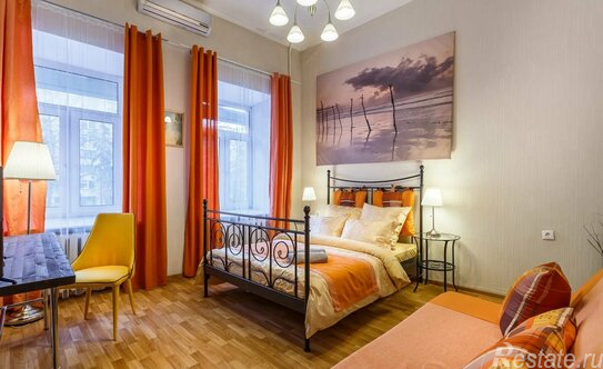 Продажа 1-комн квартиры на вторичном рынке Вознесенский переулок,  д. 16/4