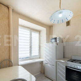 Продажа 2-комн квартиры на вторичном рынке ул Костякова,  д. 17,  к. 1