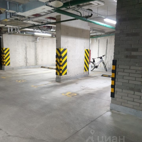 Гараж/парковка Боровая улица,  д. 19А