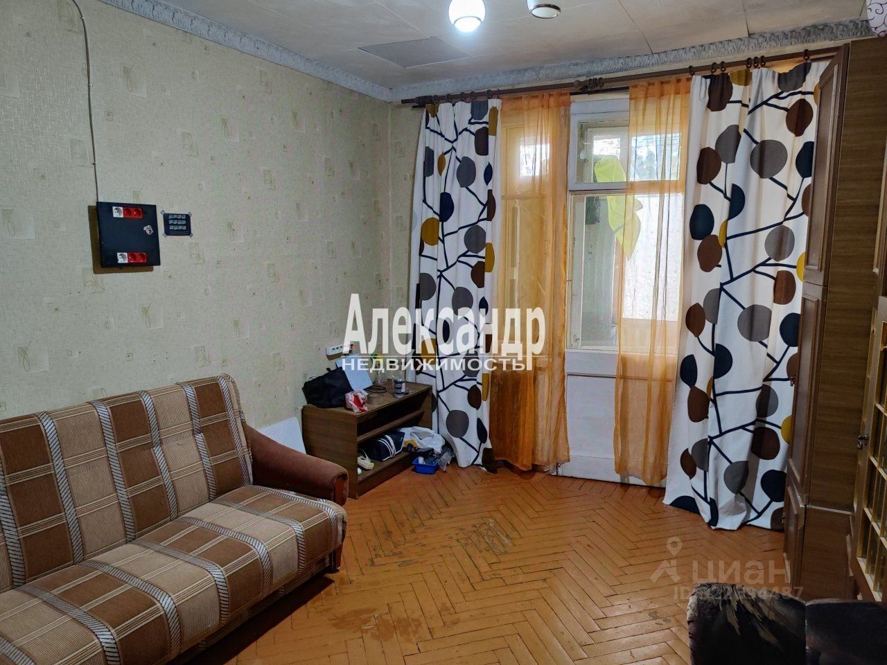 Продажа 2-комн квартиры на вторичном рынке проспект Ветеранов, 156