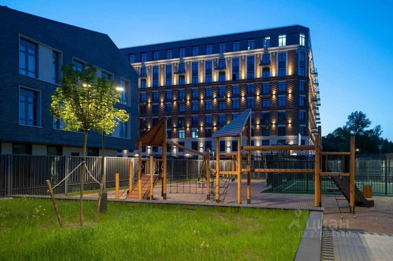 Продажа 5-комн квартиры на вторичном рынке проезд Петровская коса, 6к1