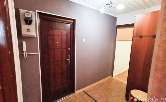 Продажа 1-комн квартиры на вторичном рынке Гатчина, ул Изотова,  д. 15,  к. 1