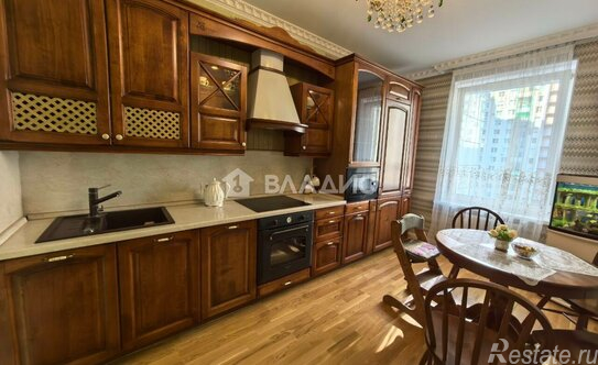 Продажа 3-комн квартиры на вторичном рынке Красногорск г, Космонавтов б-р,  д. 1