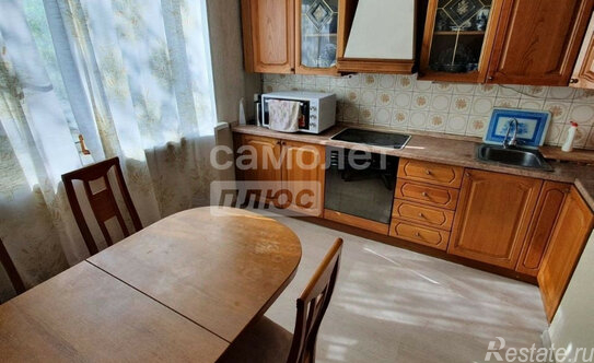 Продажа 3-комн квартиры на вторичном рынке улица Авиаторов,  д. 6