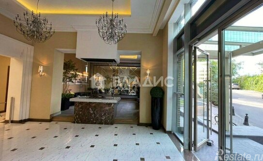 Продажа 3-комн квартиры на вторичном рынке Верейская улица