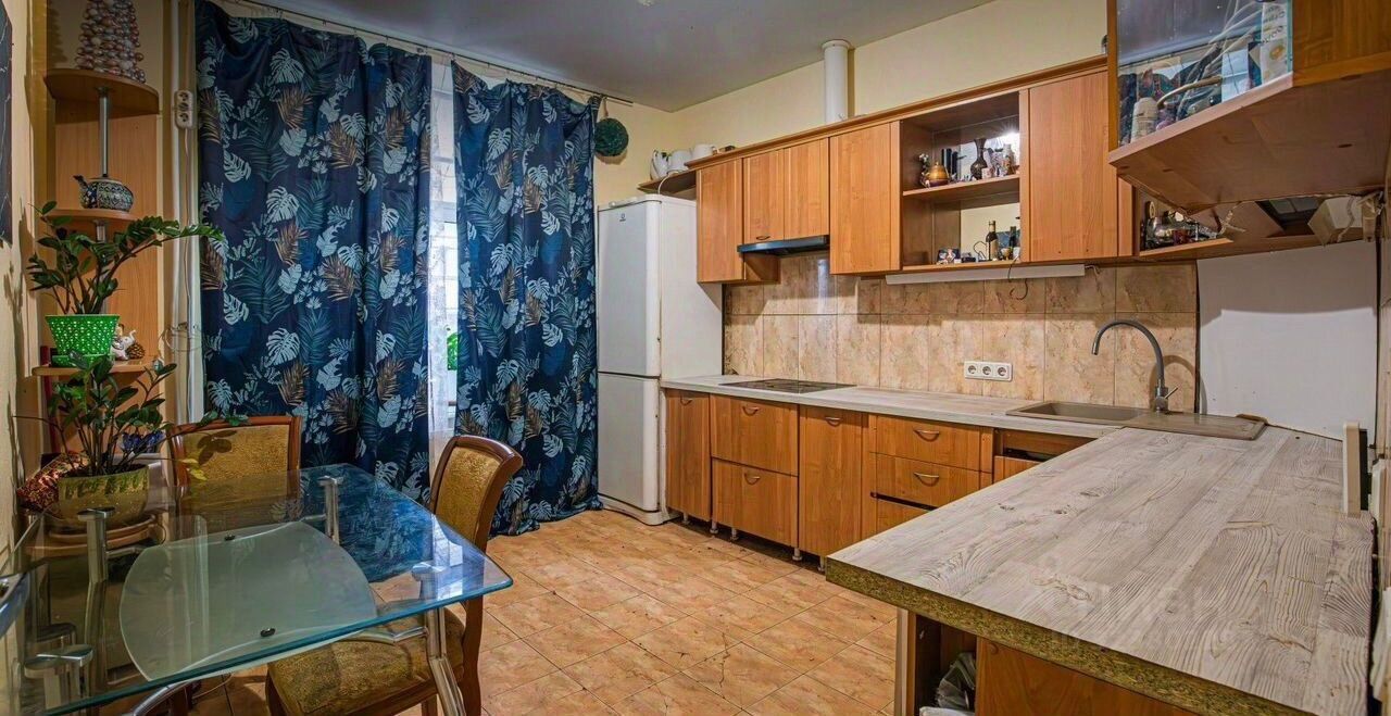 Продажа 2-комн квартиры на вторичном рынке Большая Разночинная улица, 11