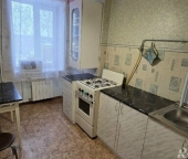 Продать Квартиры вторичка Киришский район, улица Строителей  2 
