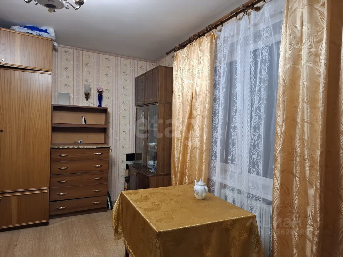 Продажа 1-комн квартиры на вторичном рынке Волхов, Железнодорожный переулок, 7