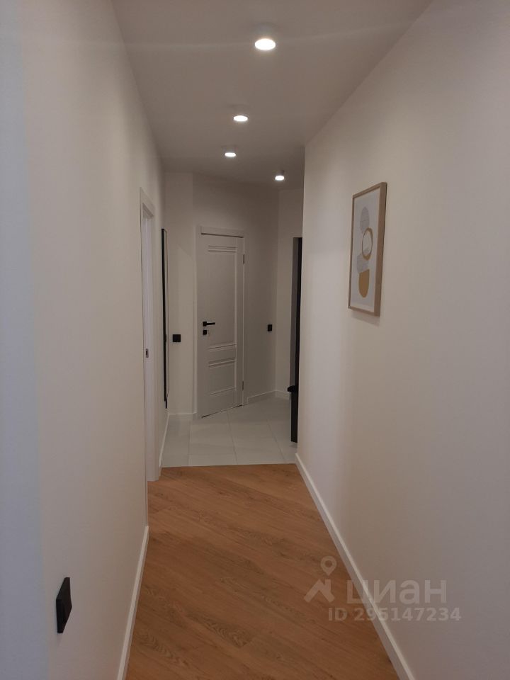 Аренда 3-комн квартиры на вторичном рынке улица Парфеновская, 14к1