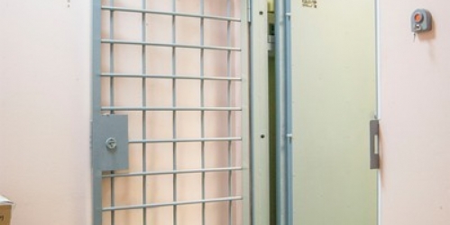 Торговое помещение 1я линия В.О.,  д. 28