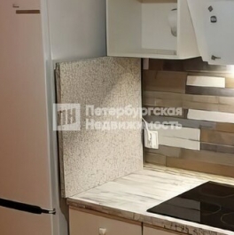 Продажа 1-комн квартиры на вторичном рынке Октябрьская наб,  д. 124 к7