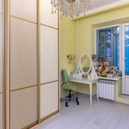 Продажа 2-комн квартиры на вторичном рынке улица Композиторов,  д. 10