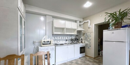 1-комн квартира ул Нахимова,  д. 1