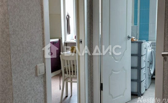 Продажа 2-комн квартиры на вторичном рынке Авиамоторная улица,  д. 22/12