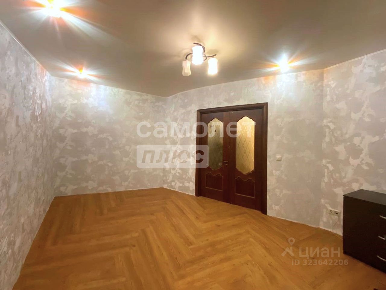 Продажа 3-комн квартиры на вторичном рынке Климовск мкр, проезд Больничный,  д. 2к1