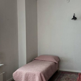 Продажа 2-комн квартиры на вторичном рынке Красноказарменная улица,  д. 14А к6