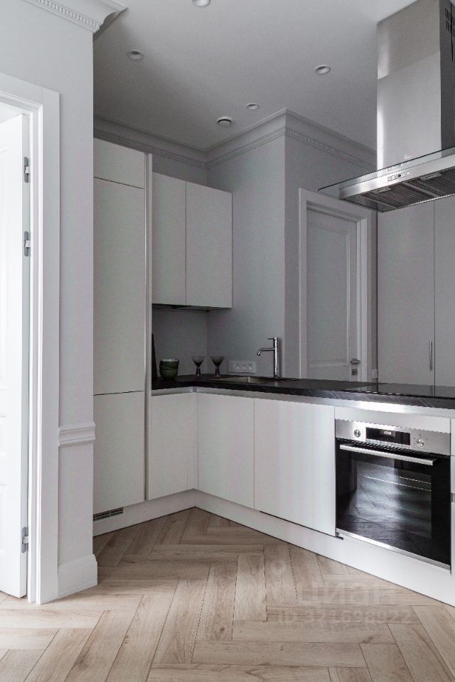 Продажа 3-комн квартиры на вторичном рынке Ленинградский проспект, 35С2