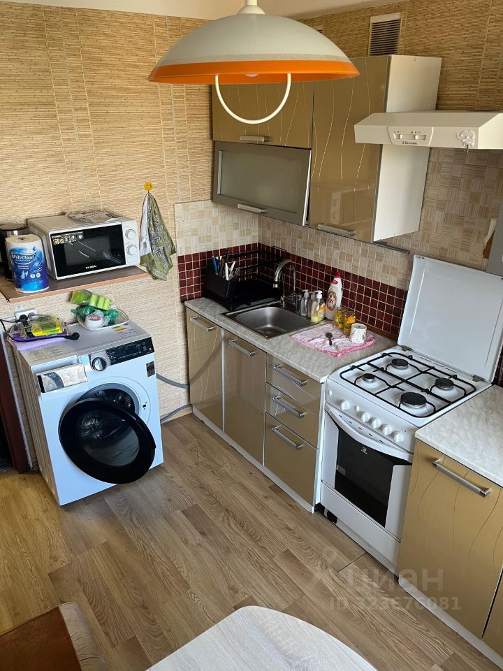 Аренда 1-комн квартиры на вторичном рынке проспект Космонавтов, 32К2