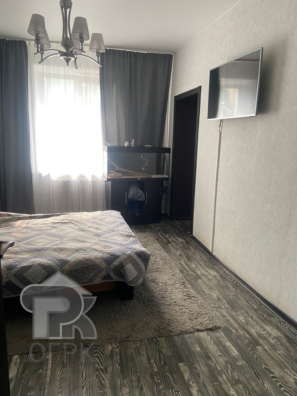 Продажа 3-комн квартиры на вторичном рынке Дедовск, им. Курочкина Николая Сергеевича улица, дом 4