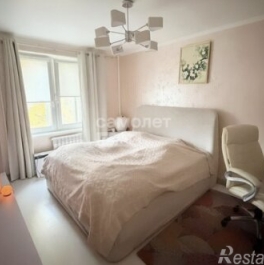 Продажа 3-комн квартиры на вторичном рынке улица Яблочкова,  д. 36