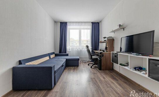 Продажа 1-комн квартиры на вторичном рынке Мурино г, Воронцовский б-р,  д. 5 к5