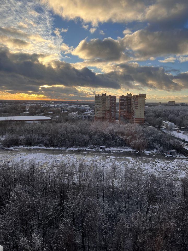 Продажа 2-комн квартиры на вторичном рынке Ногинск, улица Дмитрия Михайлова, 2