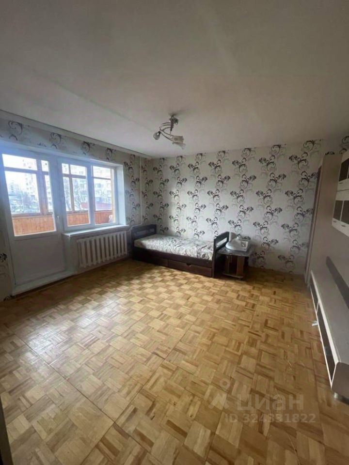Продажа 2-комн квартиры на вторичном рынке Чехов, улица Полиграфистов, 27