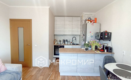 Продажа 1-комн квартиры на вторичном рынке Витебский пр-кт,  д. 101,  к. 2