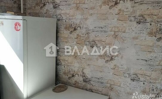 Продажа 1-комн квартиры на вторичном рынке Октябрьский пгт, 60 лет Победы ул,  д. 10А