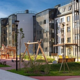 Продажа 3-комн квартиры на вторичном рынке Колпино г, Понтонная ул,  д. 13 к1