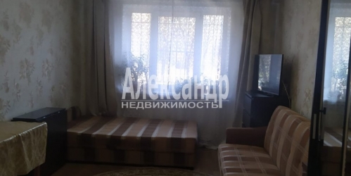 Комната Сизова просп.,  д. 32,  к. 1