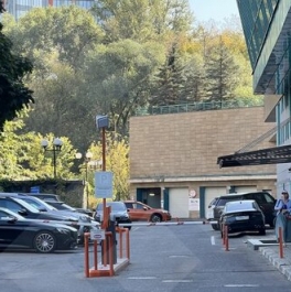 Продажа 4-комн квартиры на вторичном рынке Ружейный пер,  д. 3