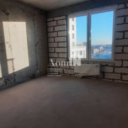 Продажа 3-комн квартиры на вторичном рынке Маршала Блюхера пр-кт