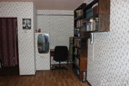 Продажа 3-комн квартиры на вторичном рынке Кировск, ул. Набережная,  д. 1,  к. 1