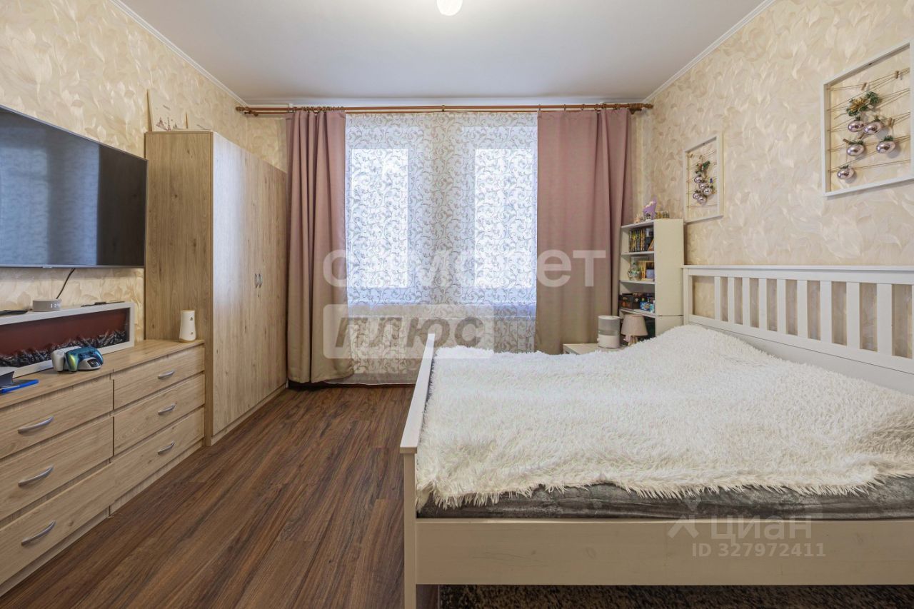 Продажа 2-комн квартиры на вторичном рынке Подольск, улица 43-й Армии, 17